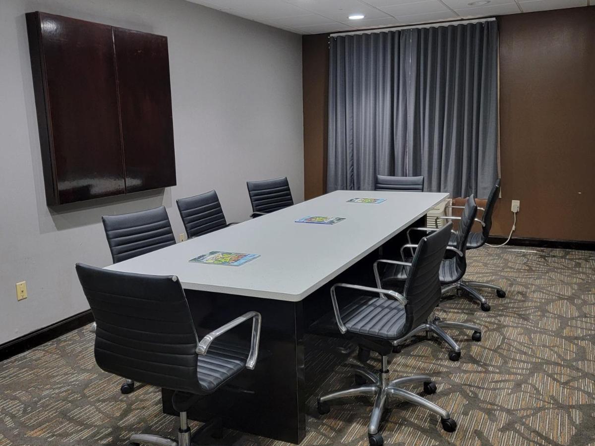 Wingate By Wyndham Greenville Airport Екстериор снимка